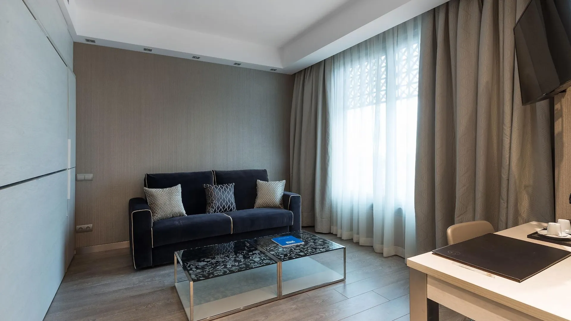 Catalonia Barcelona Plaza Hotel 4*,  Spain