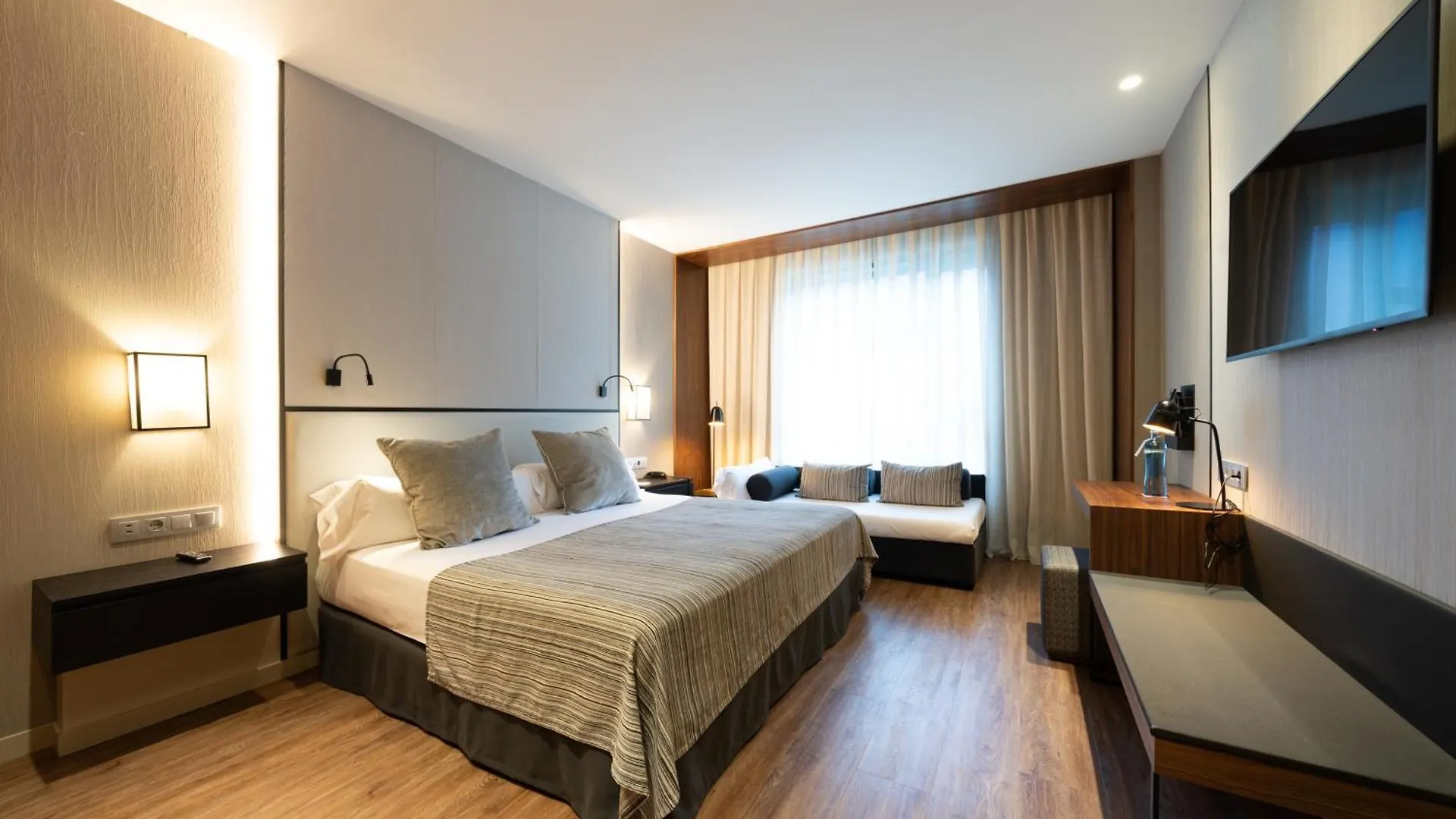 Hotel Catalonia Barcelona Plaza 4*,  Espagne