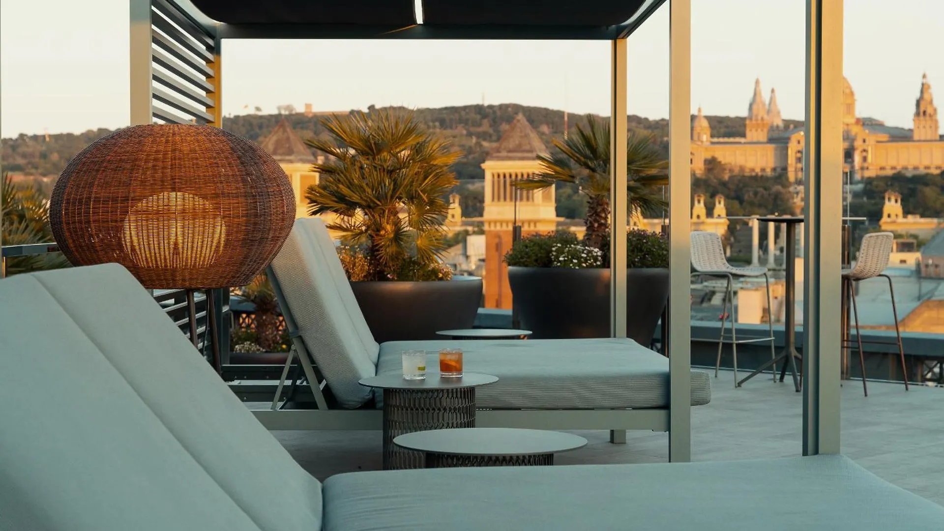 Hotel Catalonia Barcelona Plaza 4*,