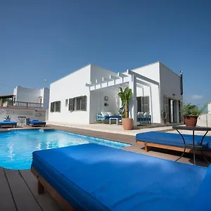 holiday-home-cala-llombards.balearic-islands.net/